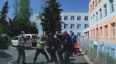 Zdrogovaný muž vyhlásil válku strážníkům. Zastavily ho až 4 hlídky