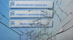 Muži na úřadu práce ruply nervy, škoda jde do desítek tisíc