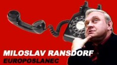 Europoslanec Ransdorf: uvažuji, že už nebudu řídit. Kdo další boural