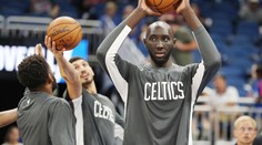 Nebezpečný strop. Basketbalista kvůli němu přišel o debut v NBA