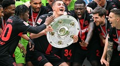 Šest Čechů a Leverkusen v roli obhájce. Startuje fotbalová Bundesliga