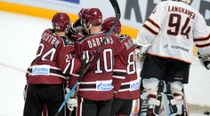 Hodně bizarní branka v KHL! Český rozhodčí ji musel ověřovat u videa