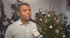 Cesta na hřbitov nebo střelba z děla. I takhle slaví Vánoce moderátoři Novy