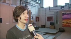 Vandalové na vernisáži zničili obrazy