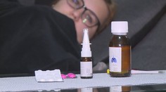 Epidemie chřipky v Česku sílí. Některé nemocnice kvůli ní omezují návštěvy