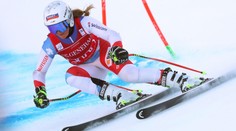 Ledecká v Super-G dojela sedmnáctá. Vyhrála Švýcarka Suterová