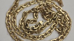 Cizinci v Ostravě prodávali falešné zlato. Nabízeli je v obchodech