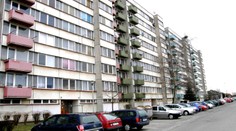 Právo: Stovky lidí přišly kvůli realitkám o milióny i byty