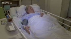 Kvůli tisícovce zmlátily děti stařenku. Ta skončila v nemocnici