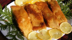 Česká vánoční večeře patří mezi chudší. Ve světě večeří třeba fastfood. PŘEHLED