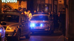 Srbští fandové řádili na dvou benzínkách a vyřvávali v Praze