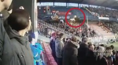 Policie ukázala video, jak světlice zranila divačku! Muži hrozí 10 let