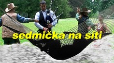 Sedmička na síti ve skotském kiltu