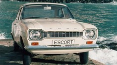 O víkendu připomene Ford slávu Lízy a Escortu