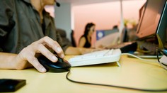 Operátor hrdina: Zachránil po telefonu život muži až v Rakousku