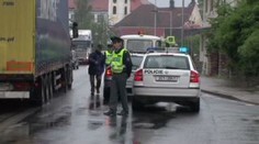Lupiči ukradli z auta dva miliony