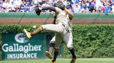 Borec na konec: Zápas v MLB dopadl bolestivou srážkou spoluhráčů