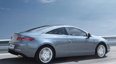Sportovní a krásná Laguna Coupé