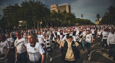 Výjezd roku! 30 000 fanoušků Frankfurtu dorazilo do Barcelony
