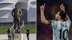 Messi odhalil sochu Maradony. Bude tu vždy s námi, prohlásil dojatě