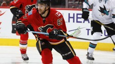 Frolíkův gól pomohl Calgary k výhře, Neuvirth vychytal bod