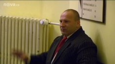 Soud poslal na dva roky za mříže lékaře za fiktivní léčbu rakoviny