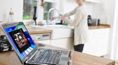 Toshiba ukázala notebook s přelomovým touchpadem