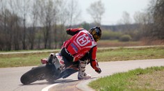 Světová supermotová špička v Čechách