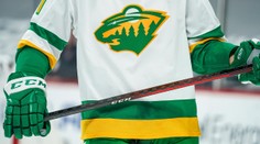 Další zásah do programu NHL! Kvůli protokolu odkládá zápasy Minnesota