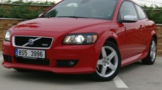 Volvo C30: milujeme tenhle zadek!