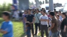 Celníci obsadili brněnskou tržnici. Zabavili 30 pytlů padělků