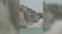 Část ikonických bílých útesů v Doveru se zřítila do moře