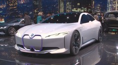 Elektrický sporťák i auto do města už BMW má. Tohle je revoluce!