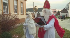 Opatření se nevyhla ani Mikulášovi s čertem. Ten letos nesmí použít pytel