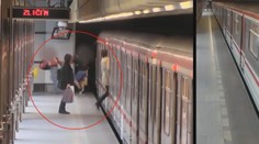 Při rvačce v metru útočník bodl muže, poté mu ještě ukousl ucho!