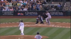 VIDEO: DRSNÝ BASEBALL. HRÁČ DOSTAL NALOŽENO OD SOUPEŘE