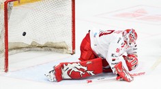 Hokejisté Třince odmítli jít do čela extraligy, Pardubice promrhaly náskok