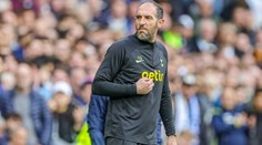 Za tohle červená karta? Trenér Spurs nechápal, pravidla ale říkají něco jiného