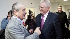 Ruský špion nebo sudetoněmecký agent? Prezidentské kampaně se plní urážkami a obviněními