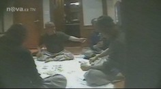 Mniši se opili, kouřili a hráli poker o miliony. Teď mají strašný průšvih