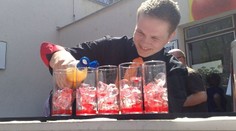 Studenti bojovali u ploten i na baru