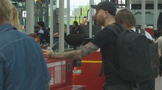 Češi dělají při cestách do zahraničí zásadní chybu. Nemůžou kvůli ní do letadla