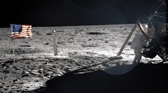 NASA chce opět poslat člověka na měsíc. Podobný plán má i Rusko