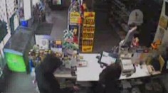 Třikrát loupil na jediné pumpě. Počtvrté si na něj počkala policie