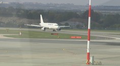 Ceny dálkových letů rapidně klesají. Po Evropě se ale má létat dráž