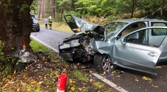 Perný den jihočeských hasičů a záchranářů. Při nehodách se zranilo 13 lidí