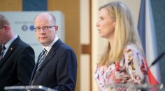 Valachová kvůli fotbalové kauze končí! Premiér přijal její demisi