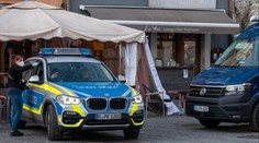 V restauraci si dopřáli šampaňské. Otrávilo se z něj osm lidí, jeden zemřel