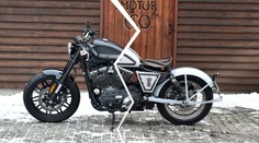V Praze vznikl unikát: Harleye vrátili do 20. let minulého století