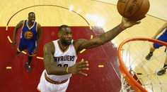Cleveland vrací úder! Takhle LeBron srazil Warriors na kolena